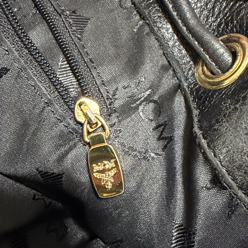 MCM Black Leather Backpack - Made in Germany - Picture 15 of 15
